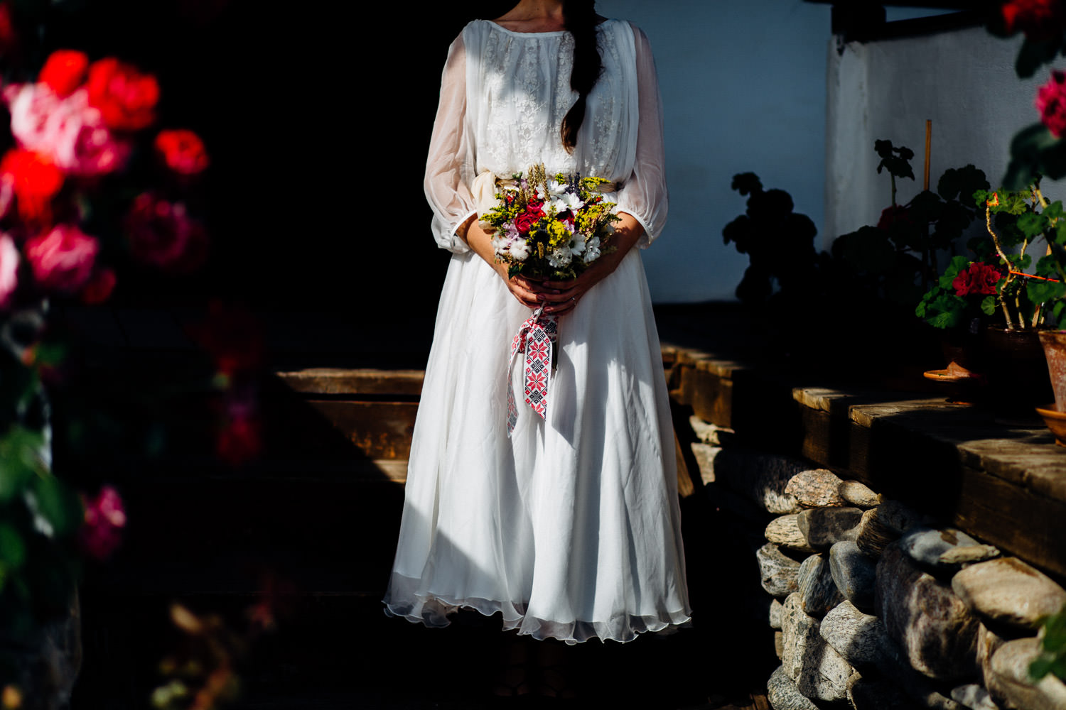 Rochie mireasa cu motive traditionale Bogdan & Luiza civil wedding Pitesti-1054